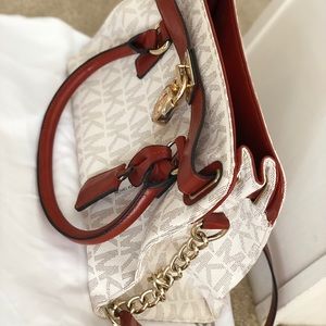 ❌SOLD❌ Micheal kors purse